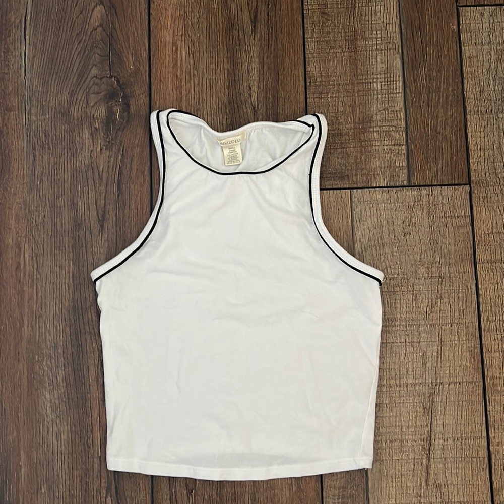WHITE & BLACK LINED TANK